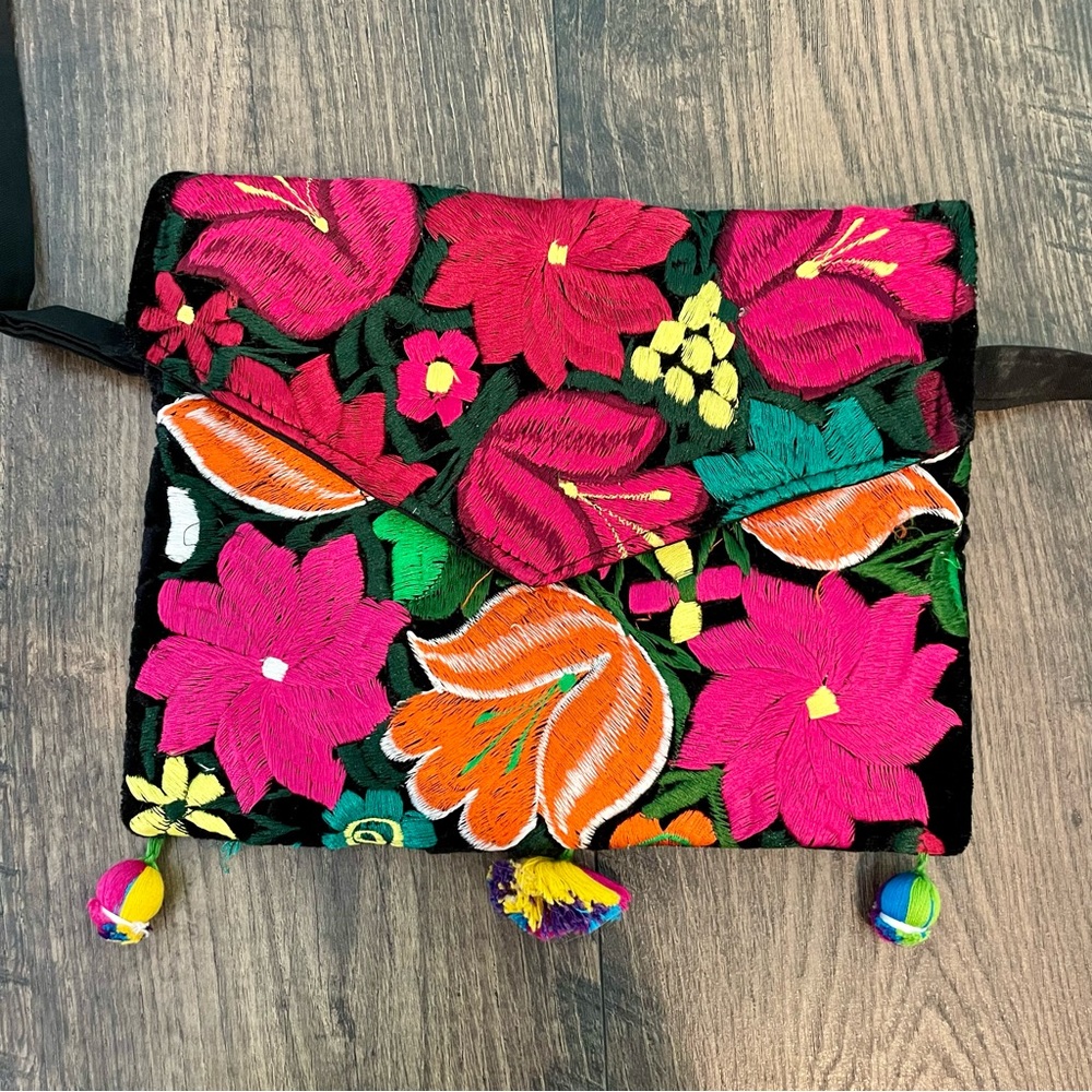Embroidered Over The Shoulder Flower Bright Colored Purse Orange and Pink - Picture 4 of 5